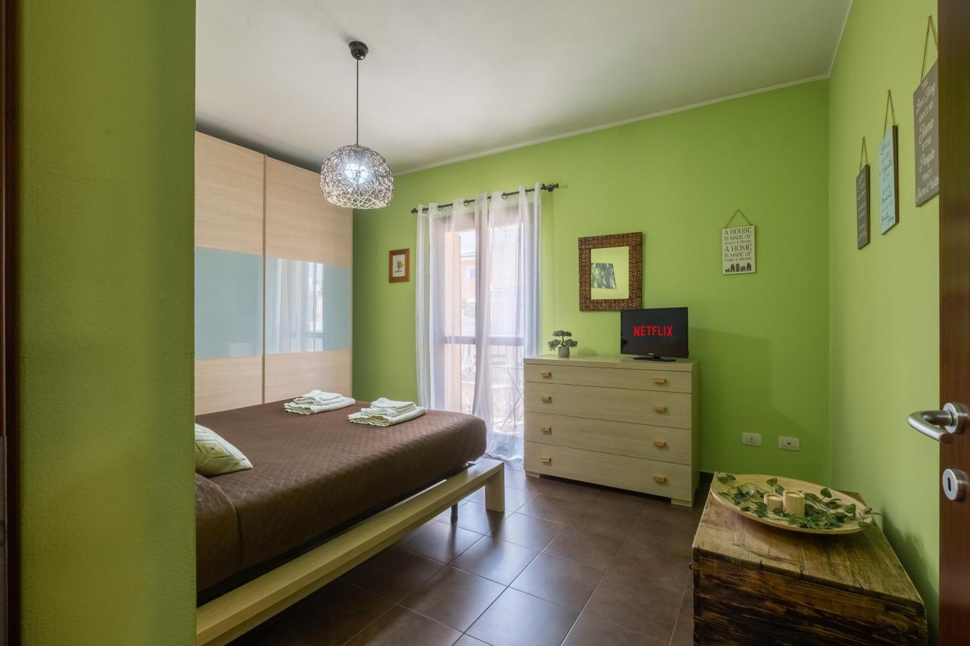 Butterfly Apartment Cagliari - Self Check-In, No Kitchen ภายนอก รูปภาพ