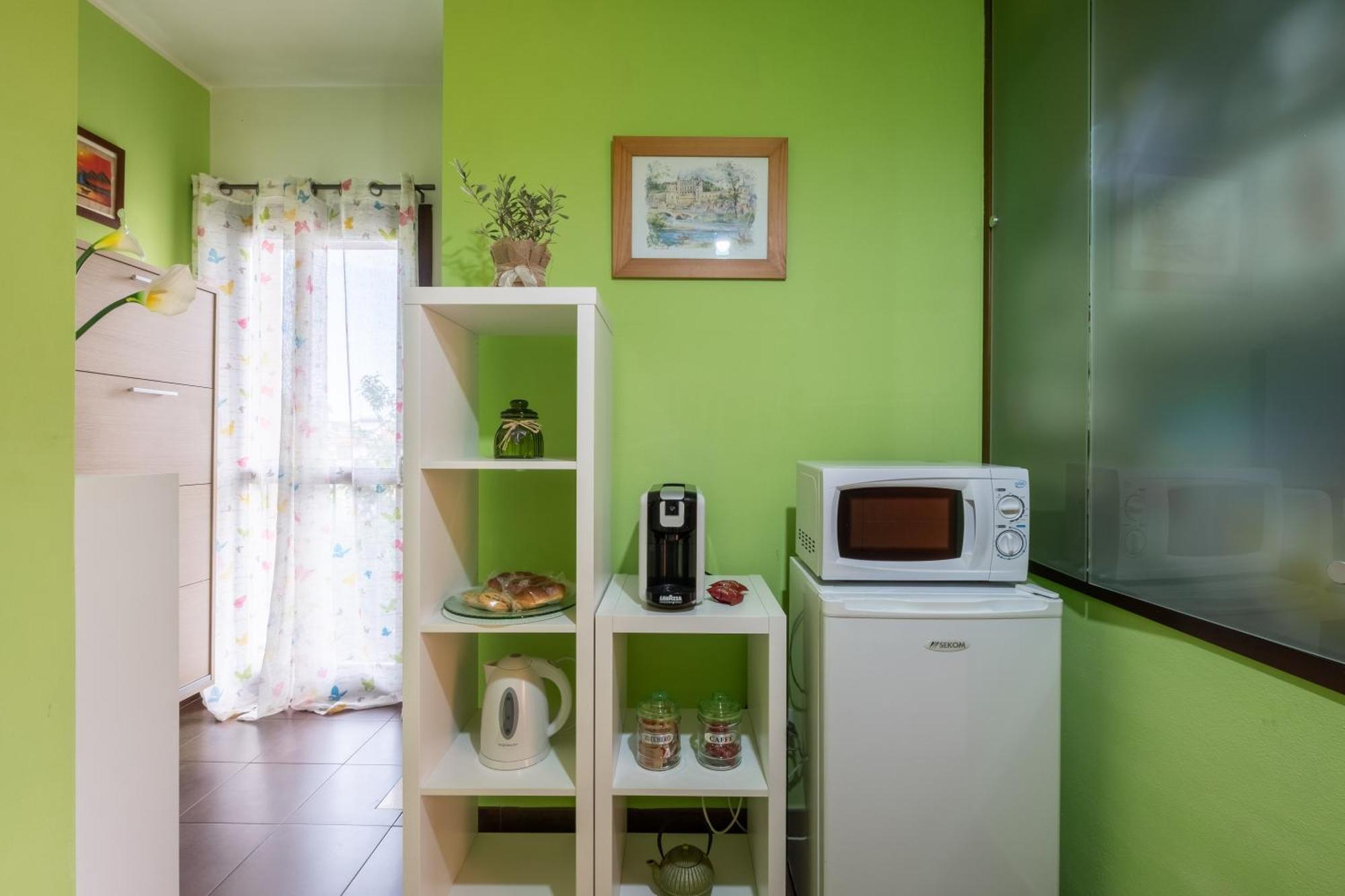 Butterfly Apartment Cagliari - Self Check-In, No Kitchen ภายนอก รูปภาพ
